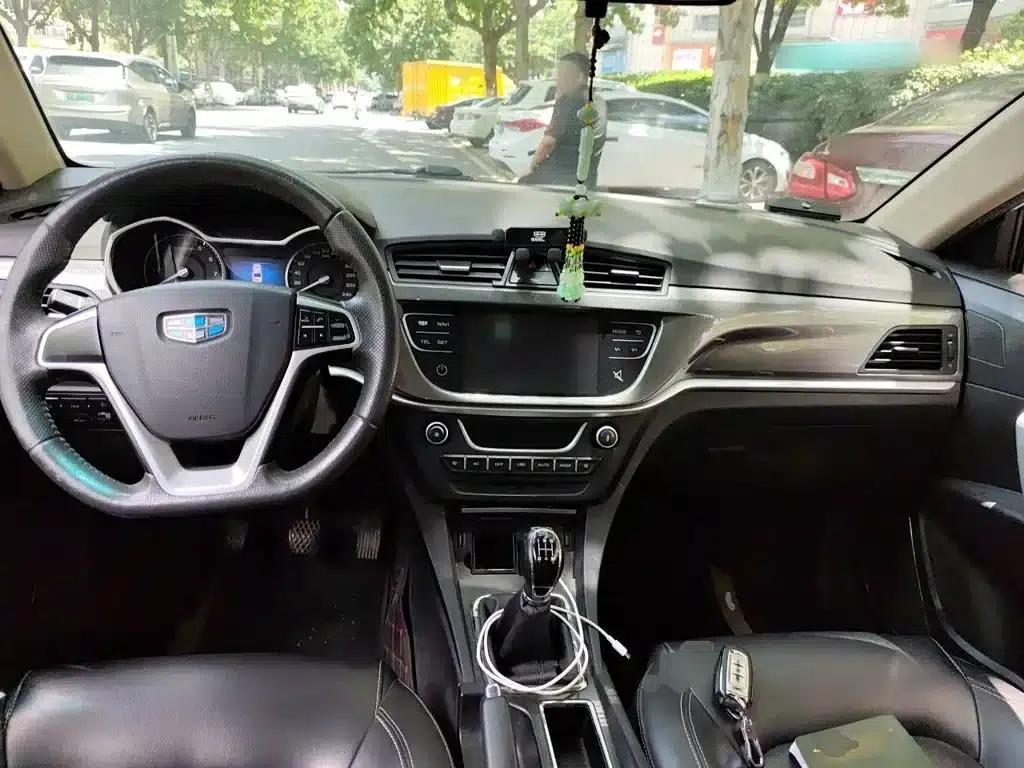 Geely Emgrand 2017 Sedan Million Edition 1.5L Manual Upgrade Version — миниатюра 10