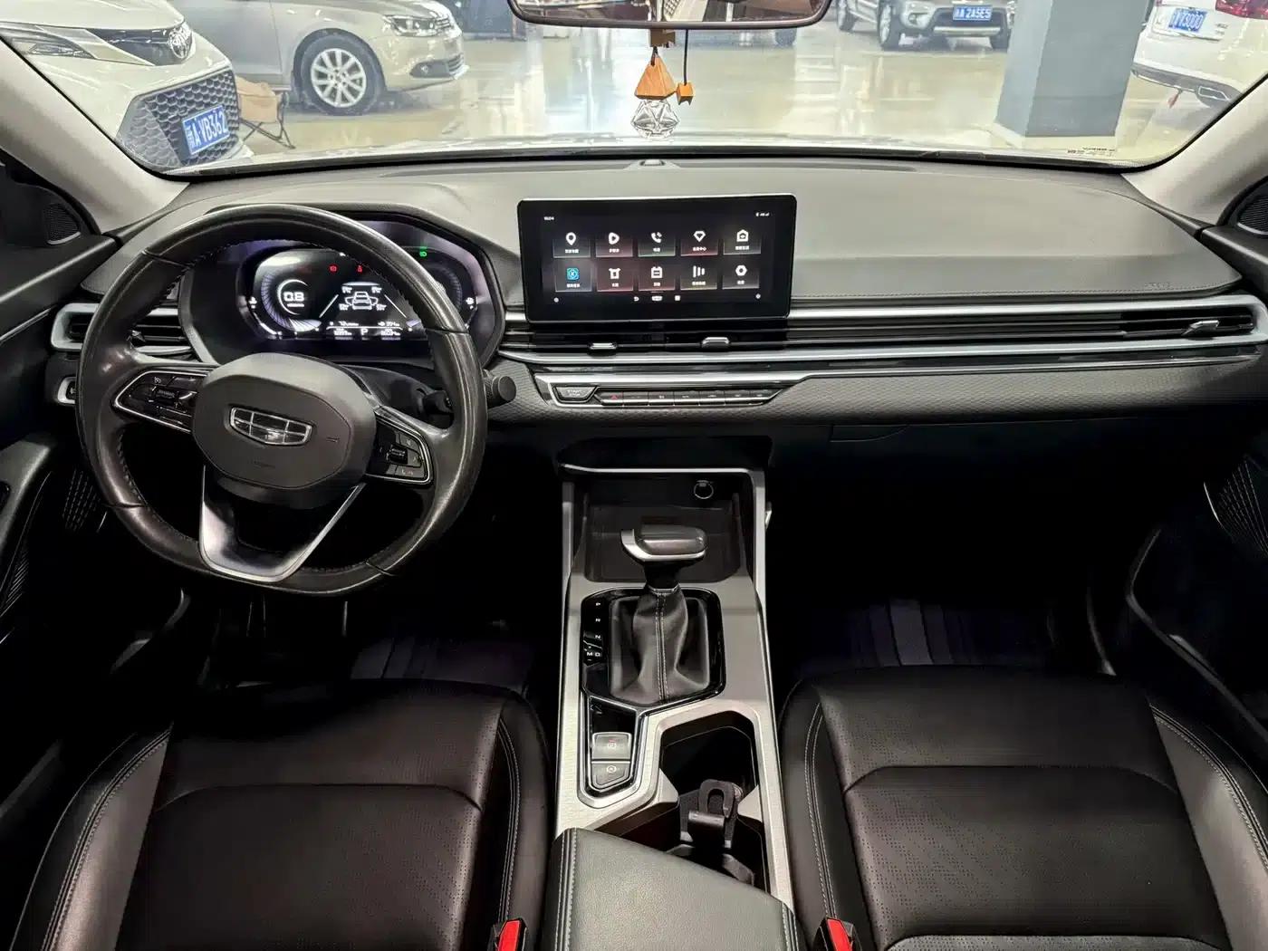 Geely Emgrand 2022 Generation 4 1.5L Manual Deluxe — миниатюра 5
