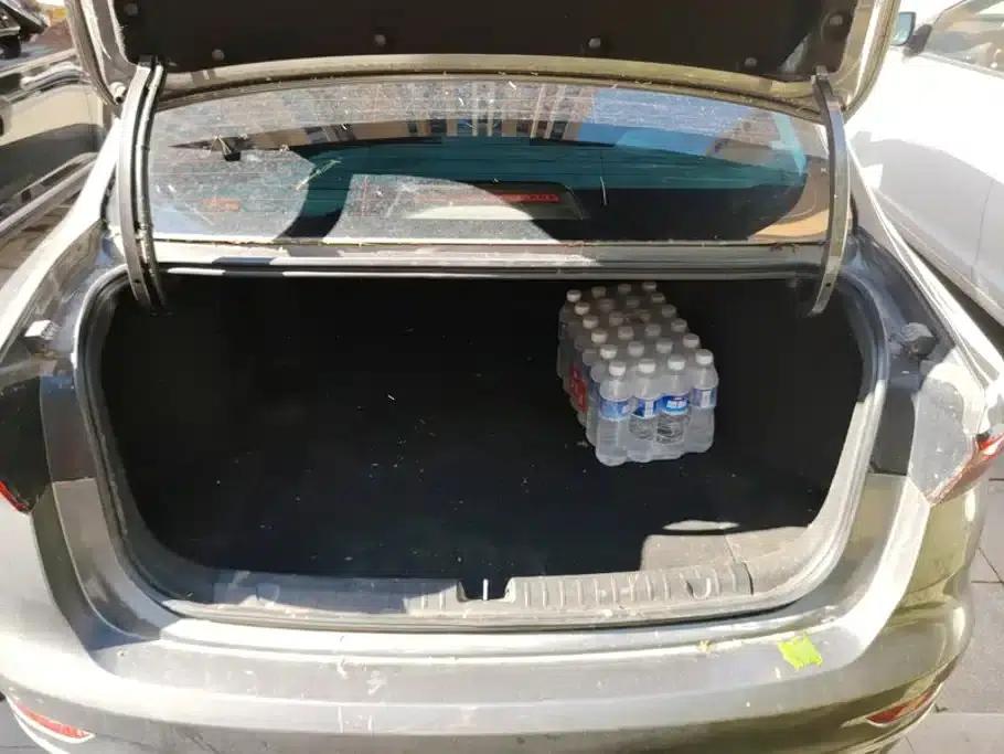 Geely Emgrand 2022 4th Generation 1.5L Manual Elite — миниатюра 4