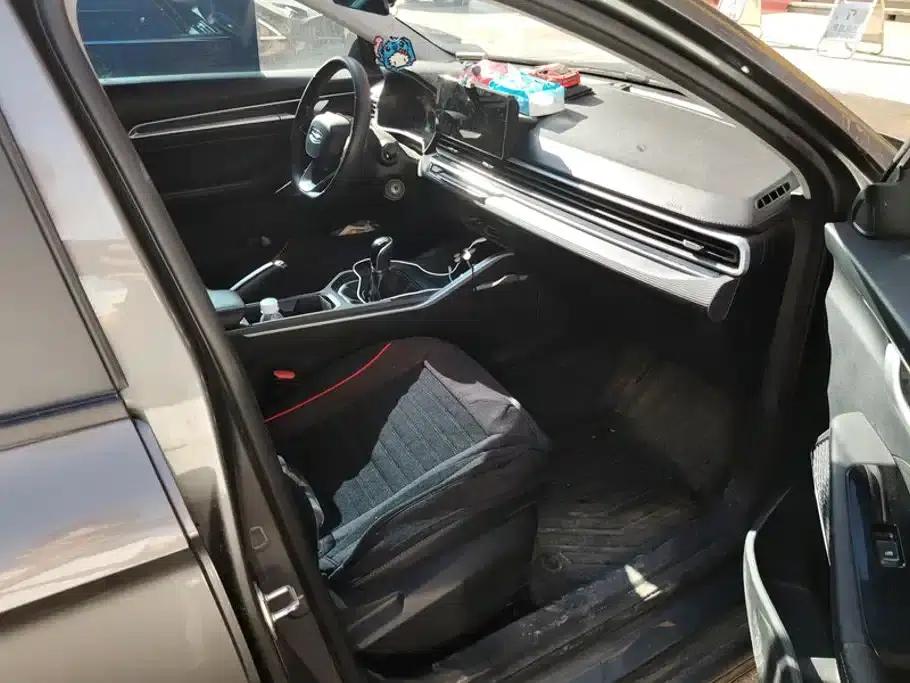 Geely Emgrand 2022 4th Generation 1.5L Manual Elite — миниатюра 8