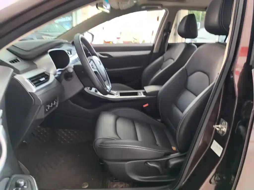 Geely Emgrand 2018 1.5L CVT Upward Connected Edition — миниатюра 15