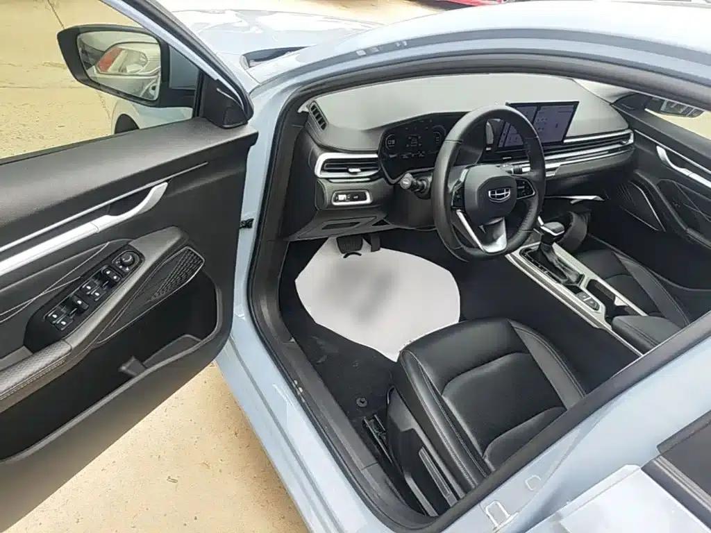 Geely Emgrand 2023 4th Generation Champion Edition 1.5L CVT Luxury — миниатюра 16