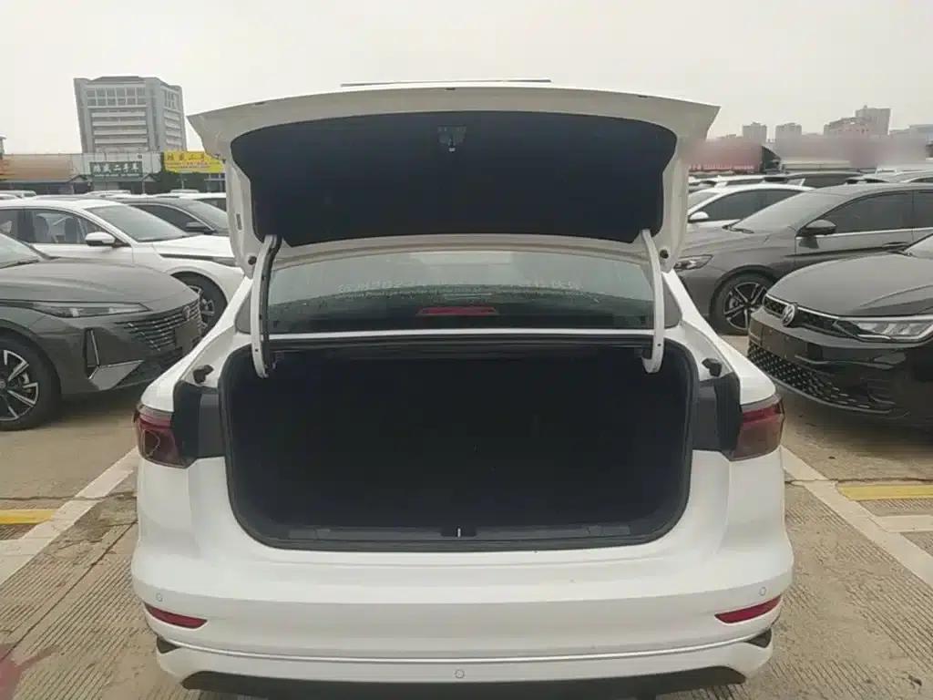 Geely Emgrand 2022 4th Generation 1.5L CVT Premium — миниатюра 19