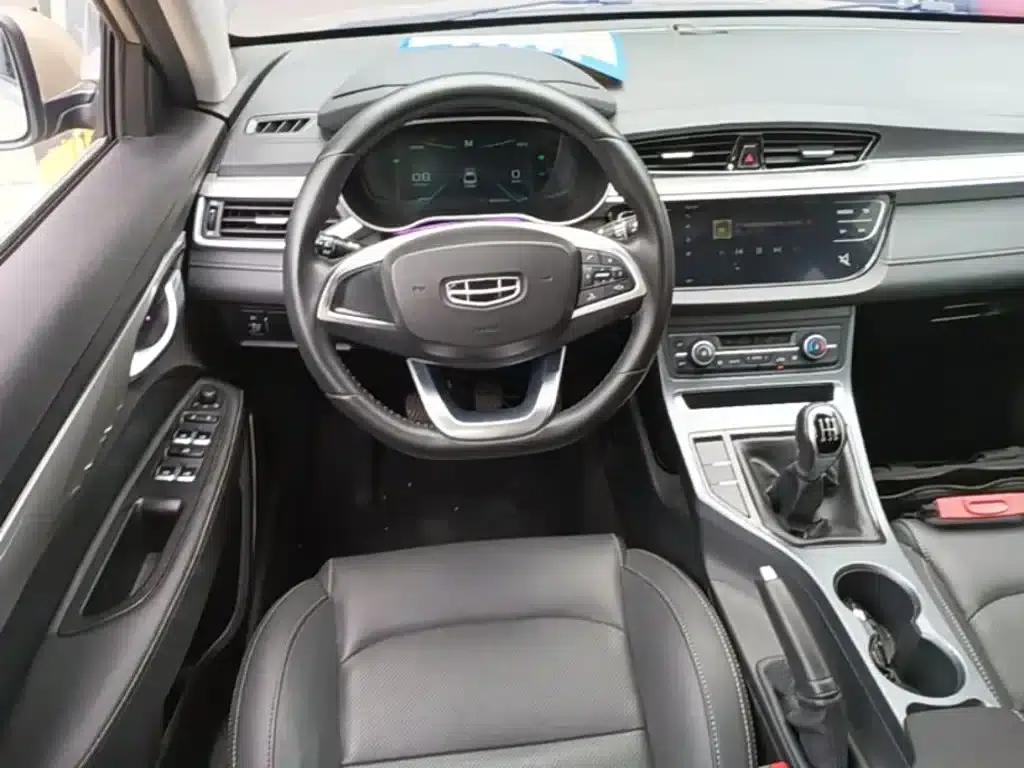 Geely Emgrand 2020 1.5L Manual Upgrade Edition — миниатюра 11