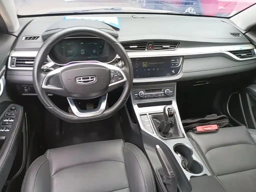 Geely Emgrand 2020 1.5L Manual Upgrade Edition — миниатюра 10