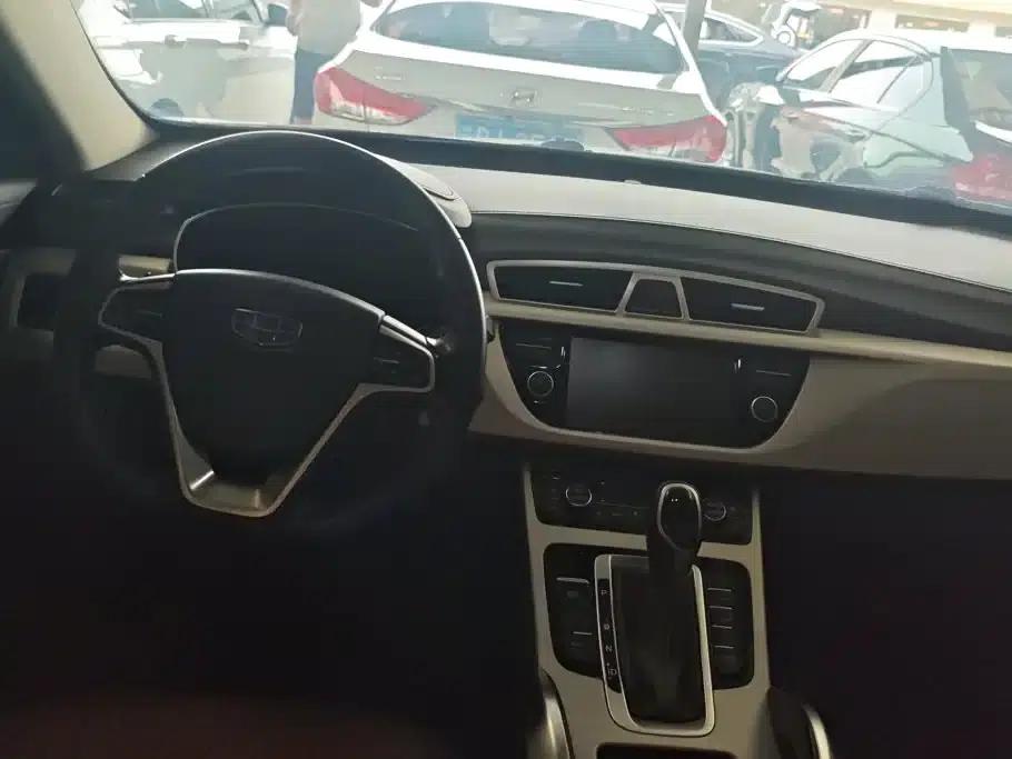 Geely Boyue 2016 1.8TD Automatic Four-Wheel Drive Smart Edition — миниатюра 12