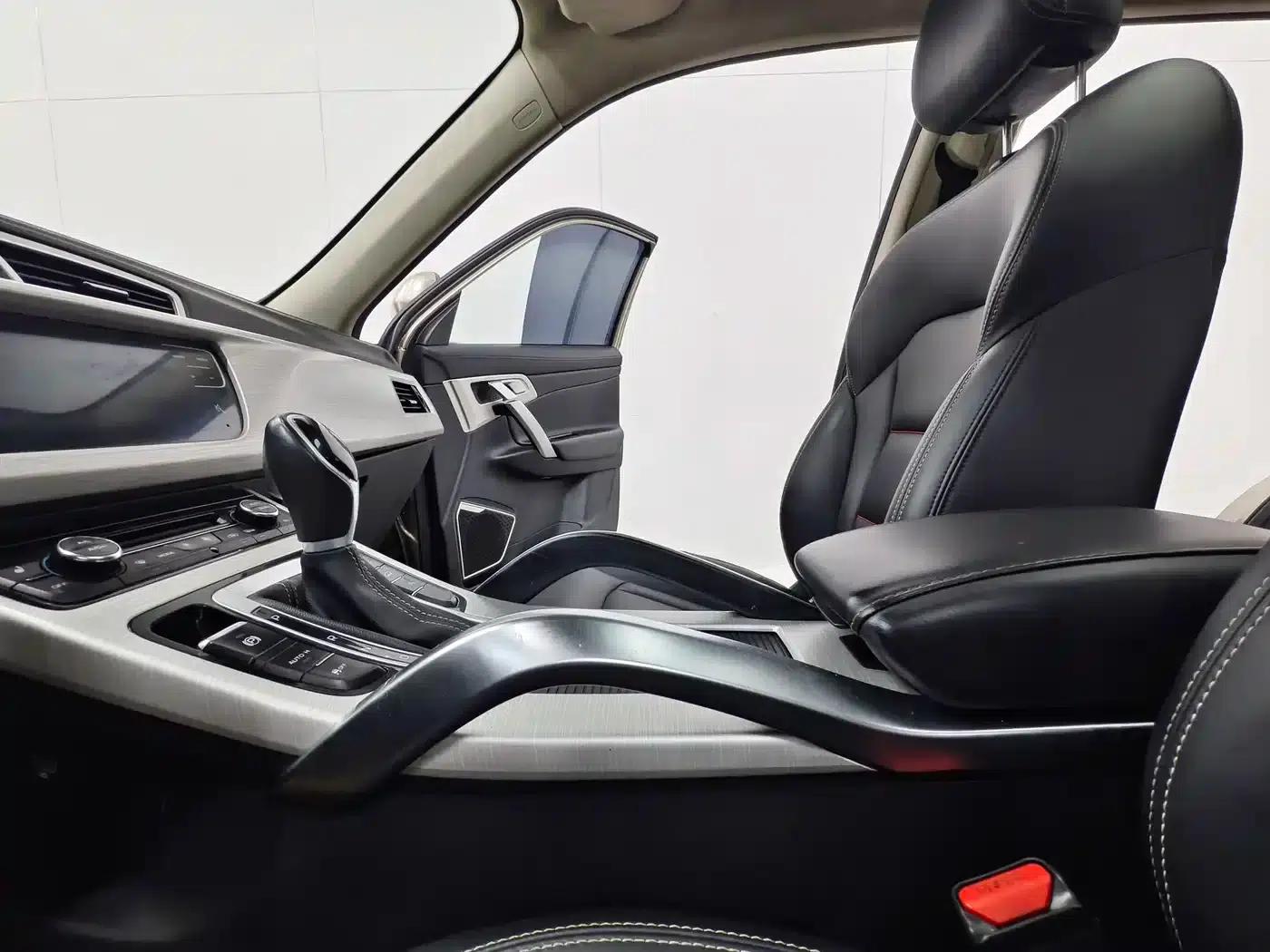 Geely Boyue 2018 1.8TD Automatic 2WD Intelligent Connected 4G Edition — миниатюра 12