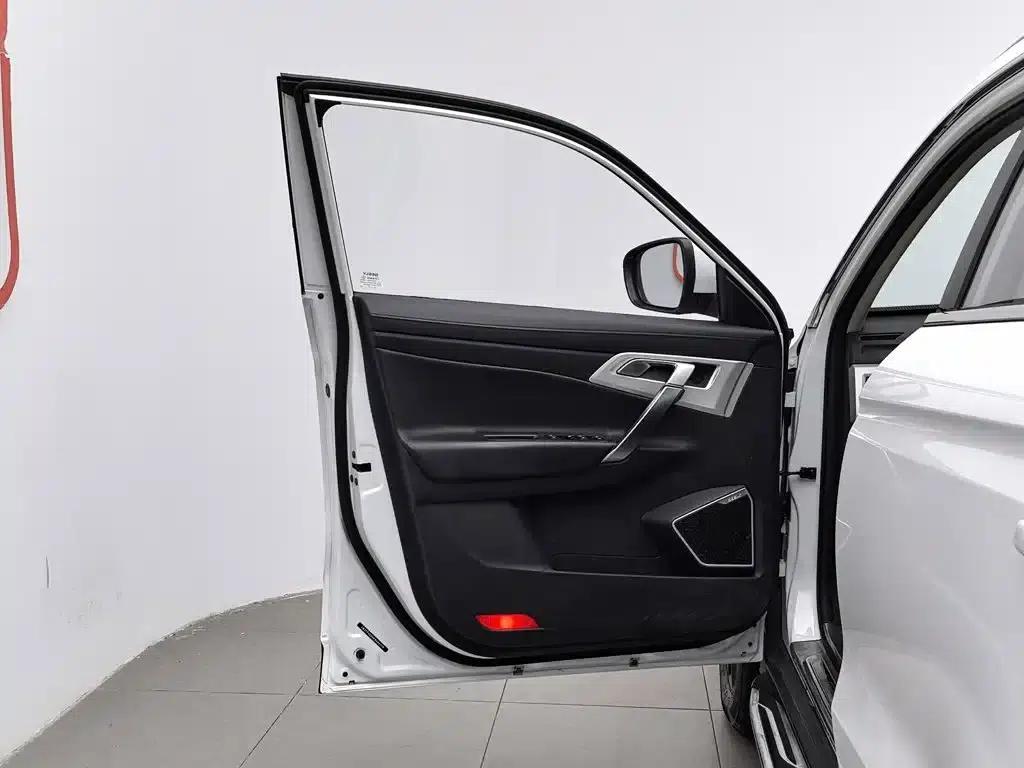 Geely Boyue 2020 1.8TD Manual 2WD Smart Edition — миниатюра 8