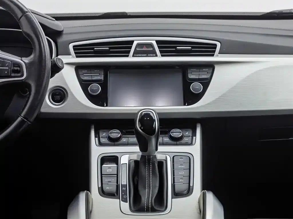 Geely Boyue 2018 1.8TD Automatic 2WD Intelligent Connected 4G Edition — миниатюра 12
