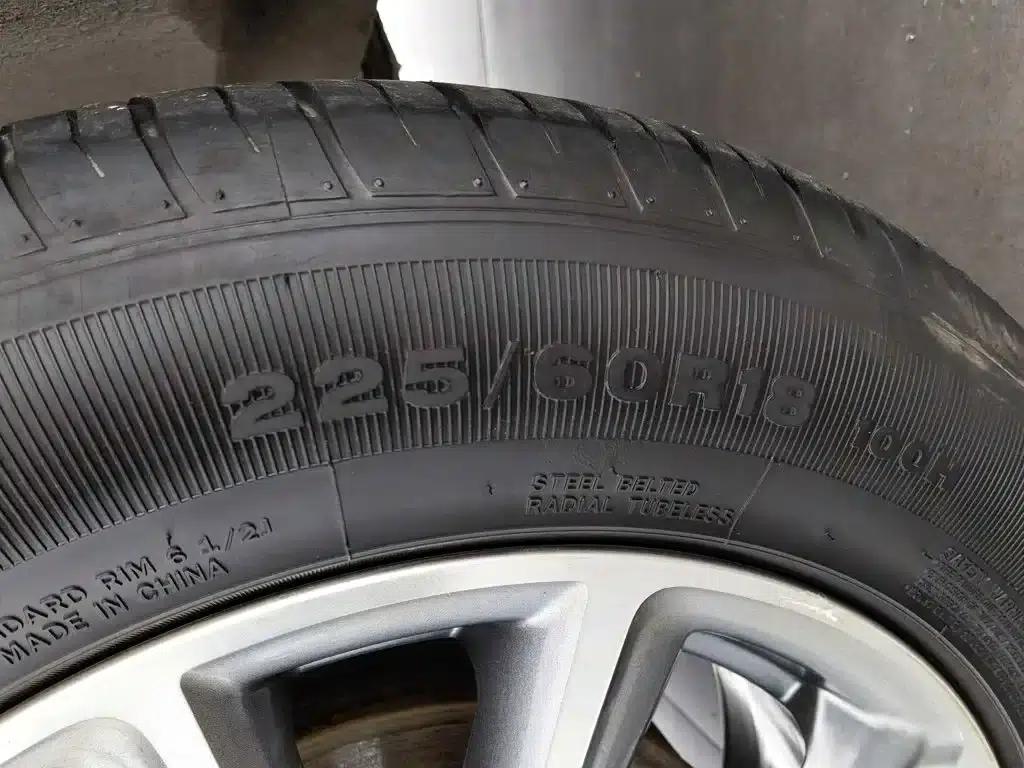 Geely Boyue 2018 1.8TD Automatic 2WD Intelligent Connected 4G Edition — миниатюра 24