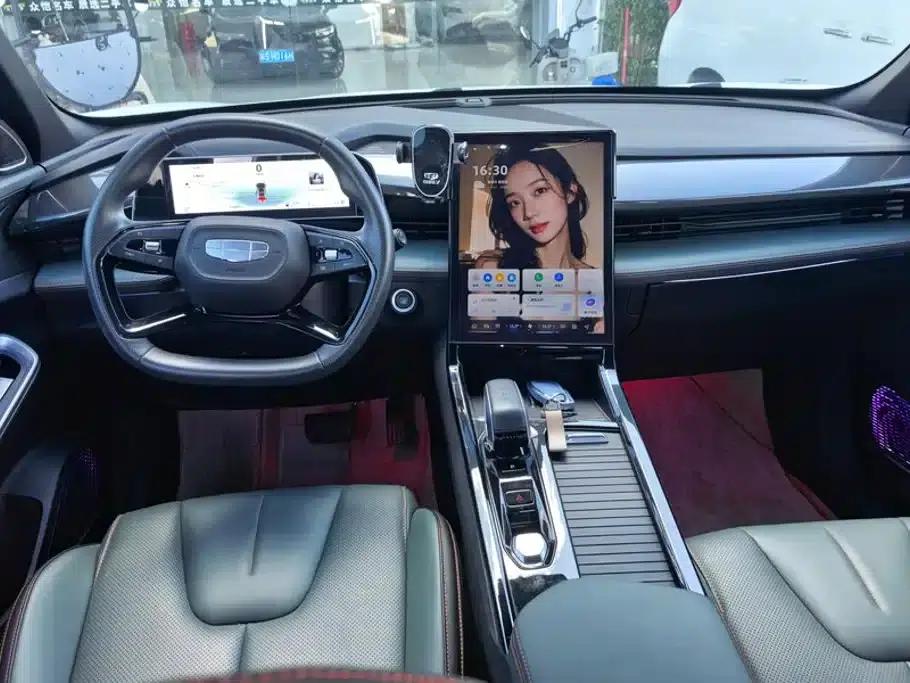 Geely Boyue 2024 1.5TD Dragon Edition — миниатюра 12