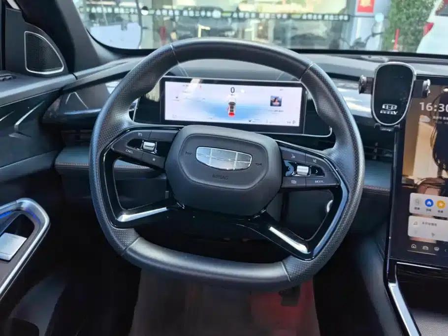 Geely Boyue 2024 1.5TD Dragon Edition — миниатюра 15