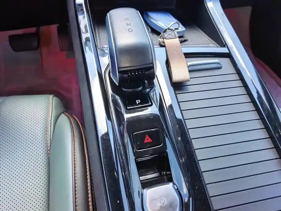 Geely Boyue 2024 1.5TD Dragon Edition — миниатюра 16