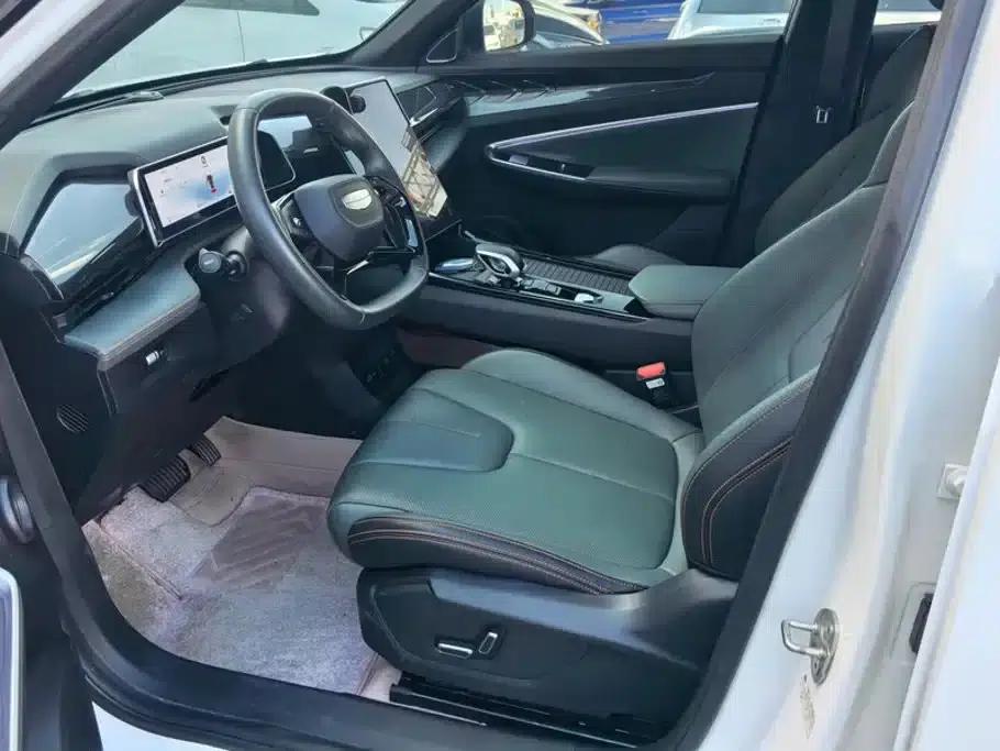 Geely Boyue 2024 1.5TD Dragon Edition — миниатюра 9