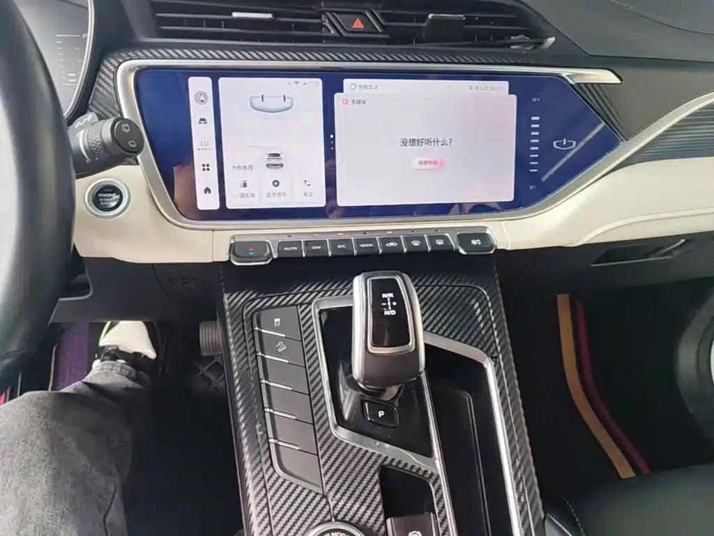 Geely Boyue 2022 Model Boyue X 1.8TD DCT Smart Edition — миниатюра 13