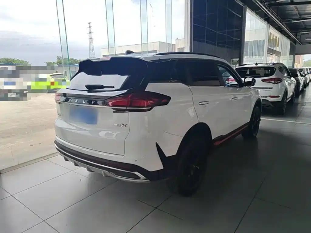 Geely Boyue 2022 Model Boyue X 1.8TD DCT Smart Edition — миниатюра 7