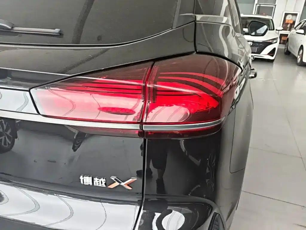 Geely Boyue 2022 Model Boyue X 1.8TD DCT Smart Edition — миниатюра 8