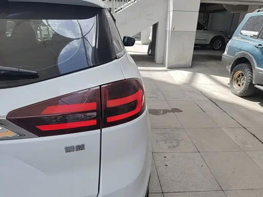 Geely Boyue 2018 1.8TD Automatic 2WD Intelligent Connected 4G Edition — миниатюра 8