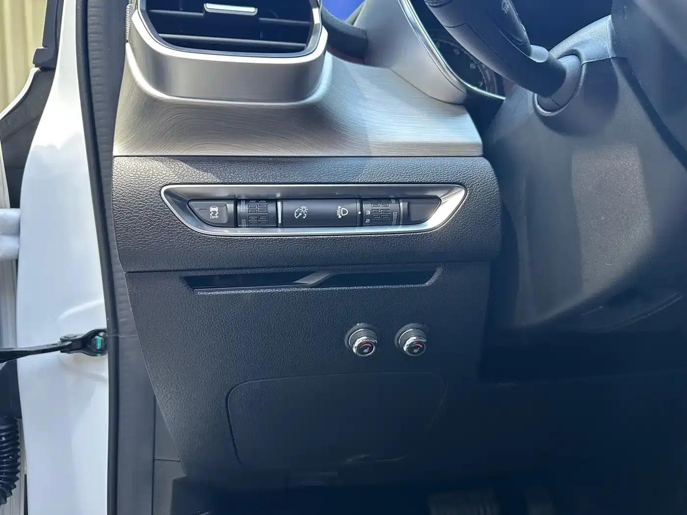 Geely Binyue 2021 1.4T DCT Diamond Edition — миниатюра 15