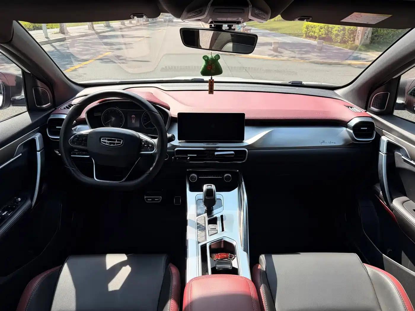 Geely Binyue 2020 PRO 260T DCT Knight — миниатюра 8
