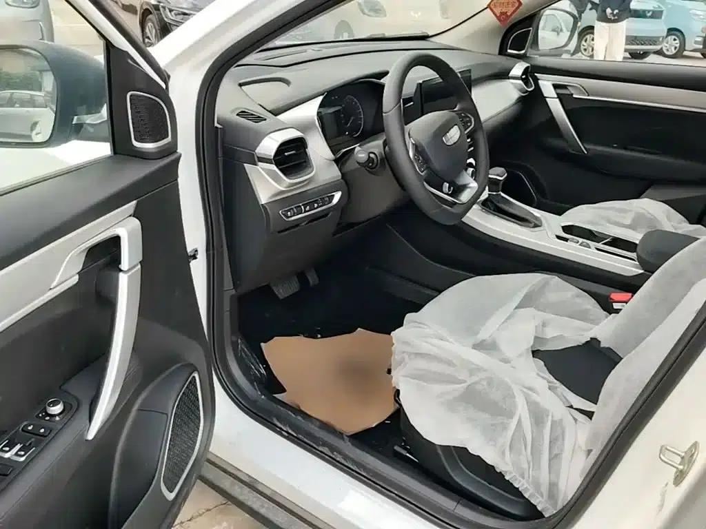 Geely Binyue 2025 1.5L CVT Super Power — миниатюра 16