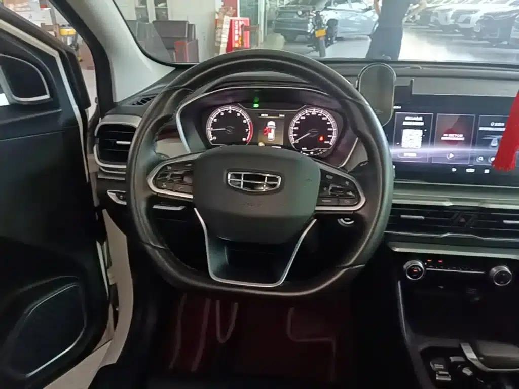 Geely Binyue 2021 1.4T DCT Platinum Edition — миниатюра 11