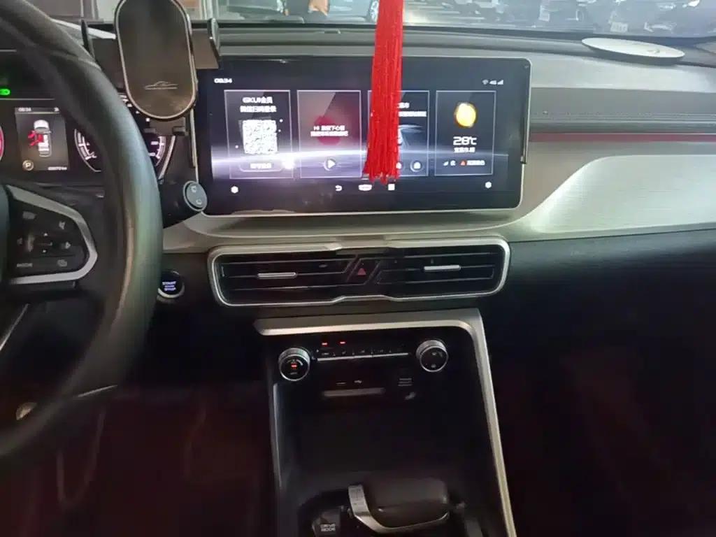 Geely Binyue 2021 1.4T DCT Platinum Edition — миниатюра 13