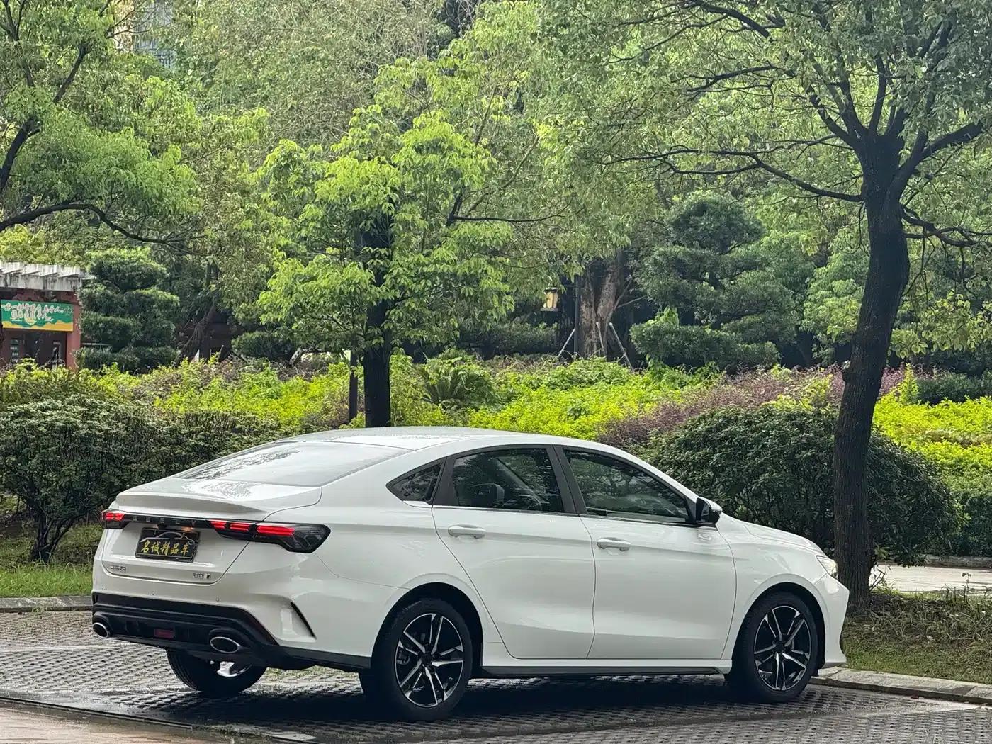 Binrui 2022 Model Binrui COOL 1.5T DCT Electric Edition — миниатюра 12