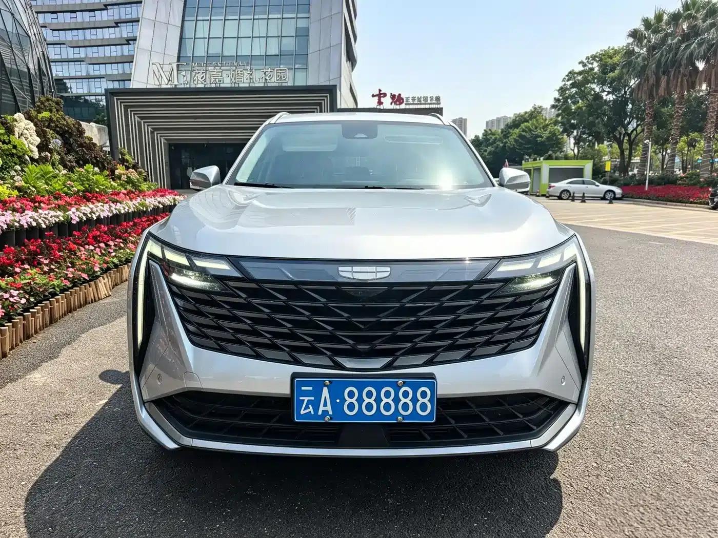 Geely Boyue L 2024 1.5TD DCT Premium Edition — миниатюра 2