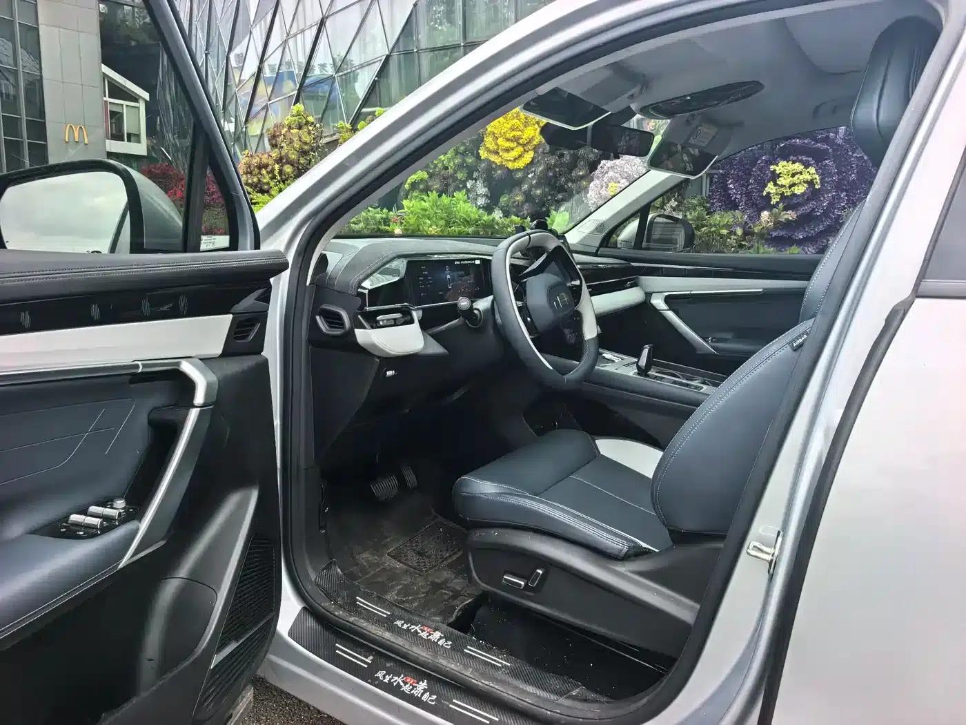 Geely Boyue L 2024 1.5TD DCT Premium Edition — миниатюра 14