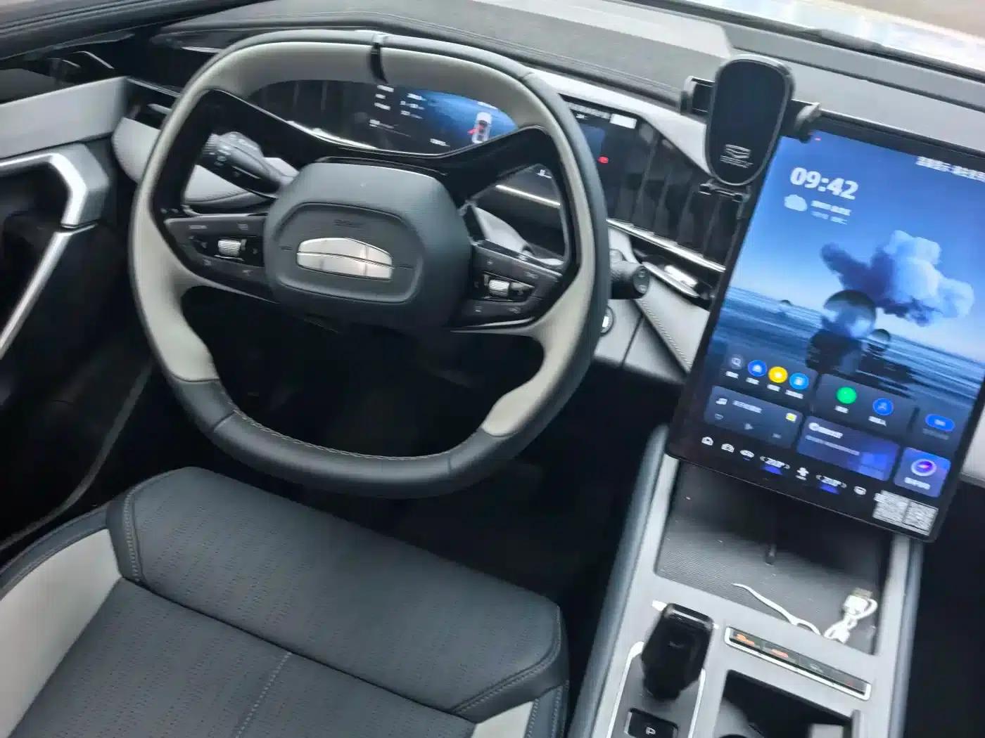 Geely Boyue L 2024 1.5TD DCT Premium Edition — миниатюра 4
