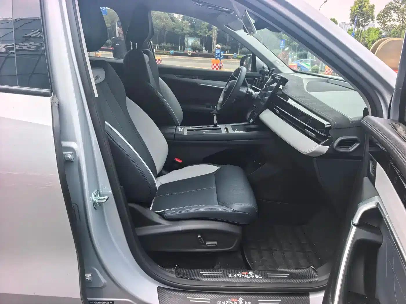 Geely Boyue L 2024 1.5TD DCT Premium Edition — миниатюра 6