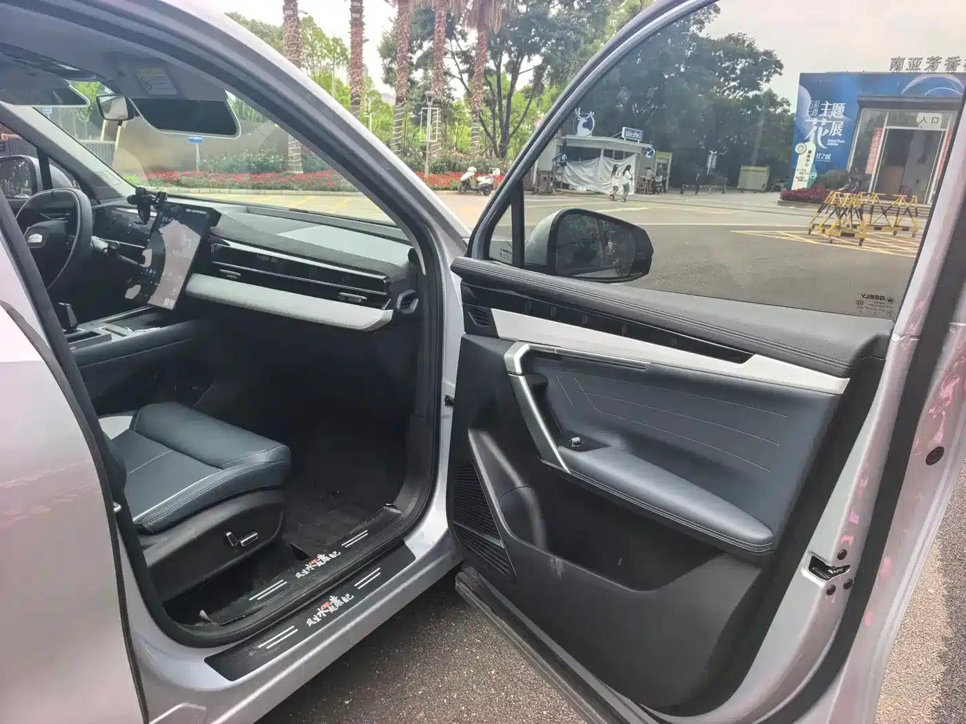 Geely Boyue L 2024 1.5TD DCT Premium Edition — миниатюра 9