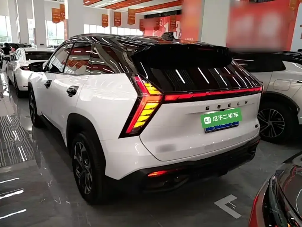 Geely Boyue L 2024 1.5TD DCT Premium Edition — миниатюра 5
