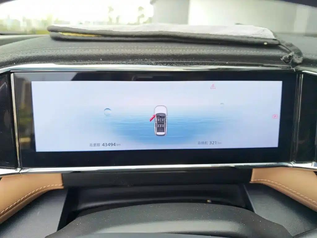 Geely Boyue L 2023 1.5TD DCT Premium Edition — миниатюра 8