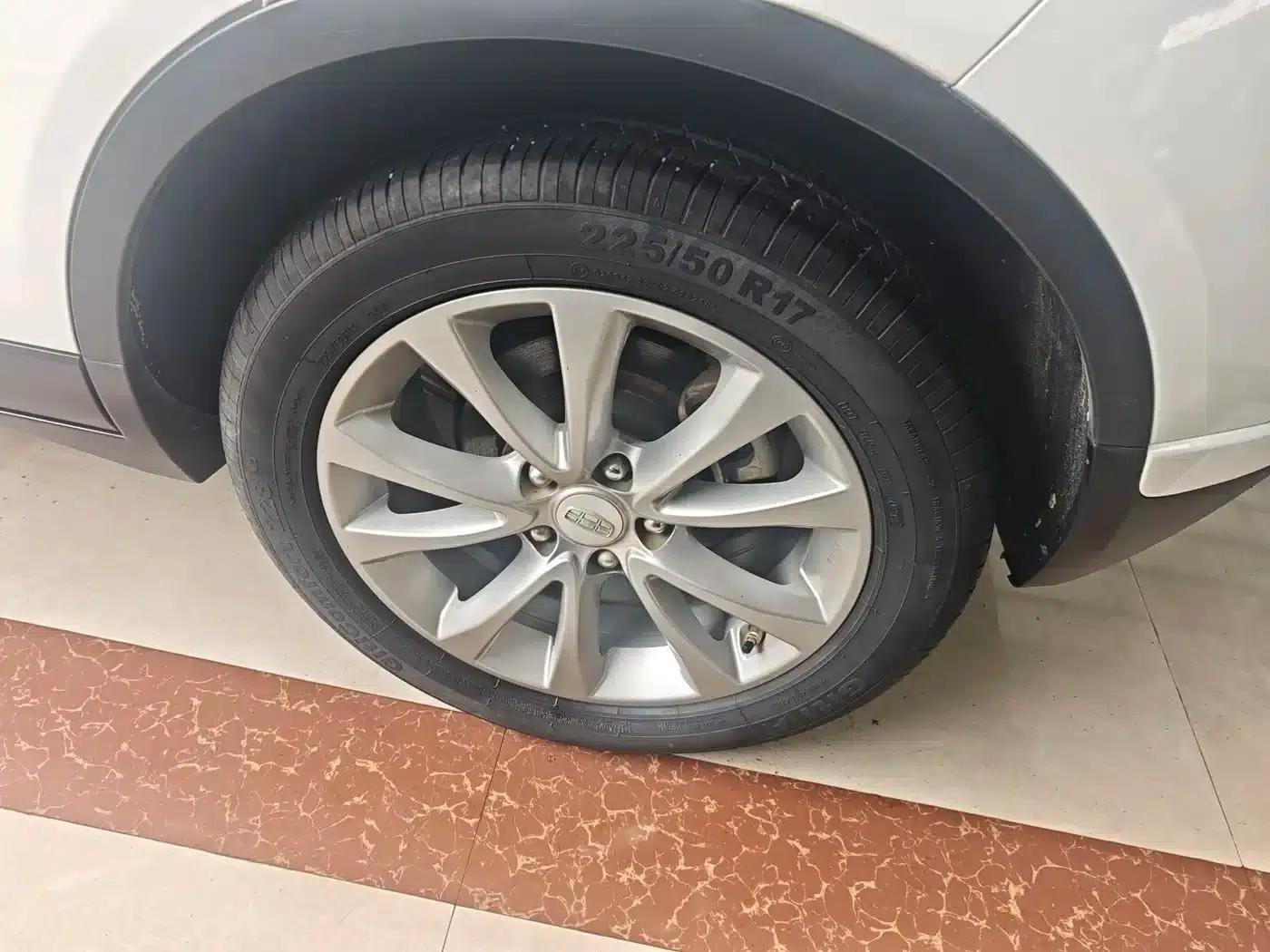 Geely GS 2016 Elegant Edition 1.8L Manual Leading Model — миниатюра 11