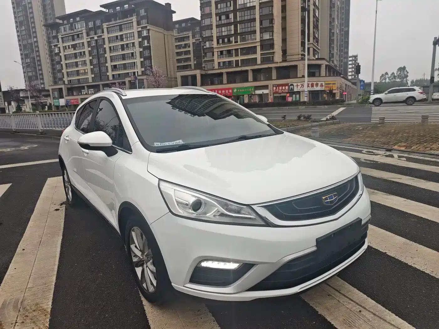 Geely GS 2016 Elegant Edition 1.8L Manual Leading Model — миниатюра 3