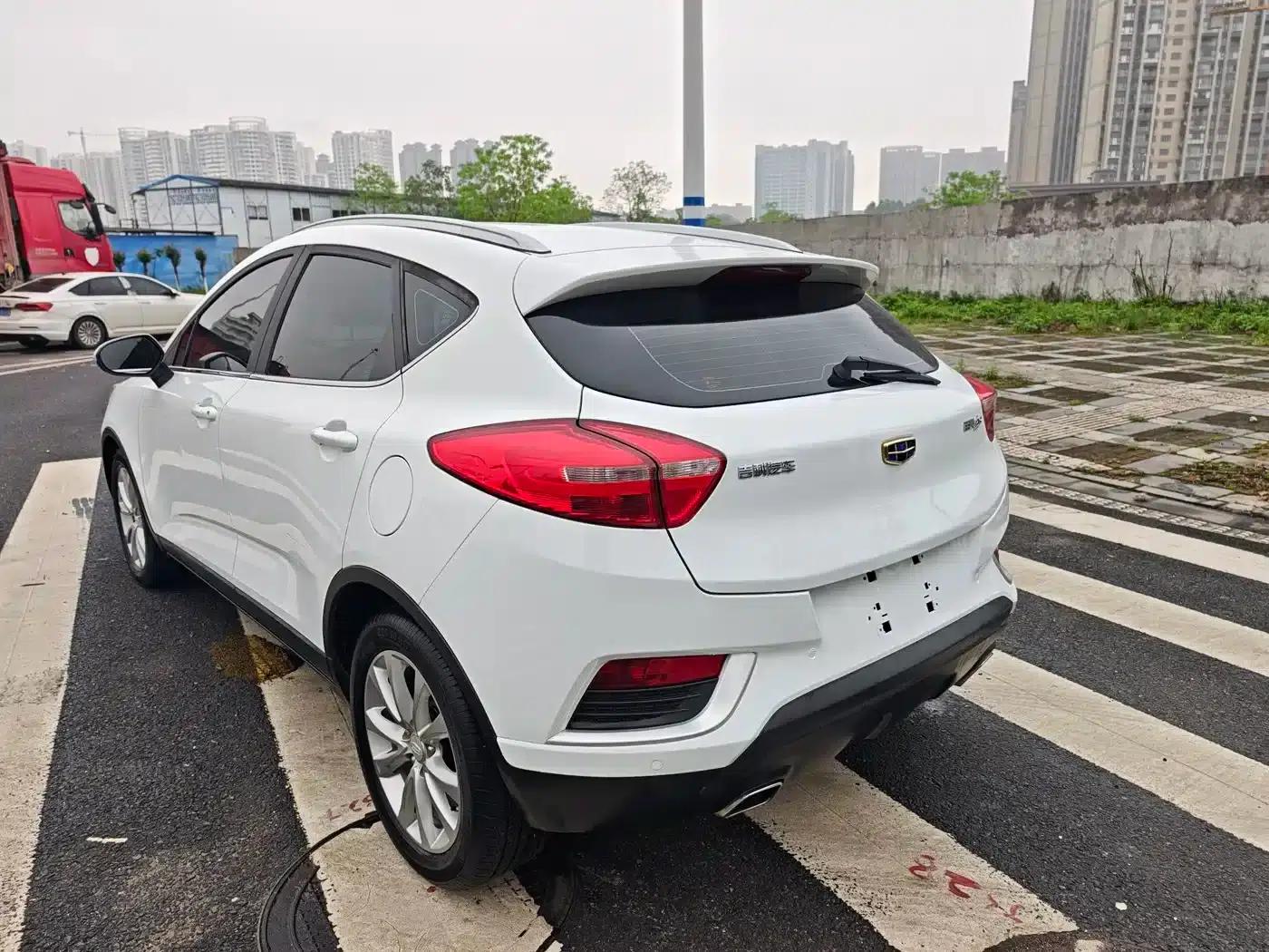 Geely GS 2016 Elegant Edition 1.8L Manual Leading Model — миниатюра 7