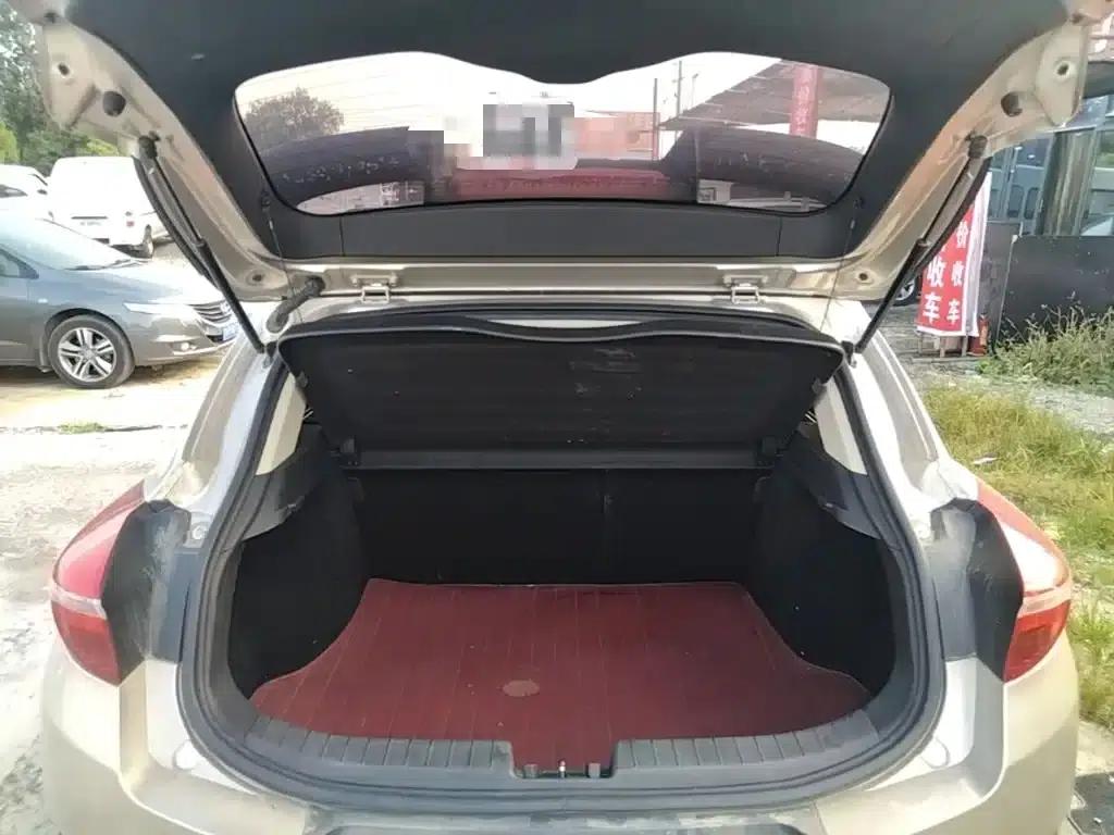 Geely GS 2016 Sport Edition 1.3T Automatic Leading Model — миниатюра 19
