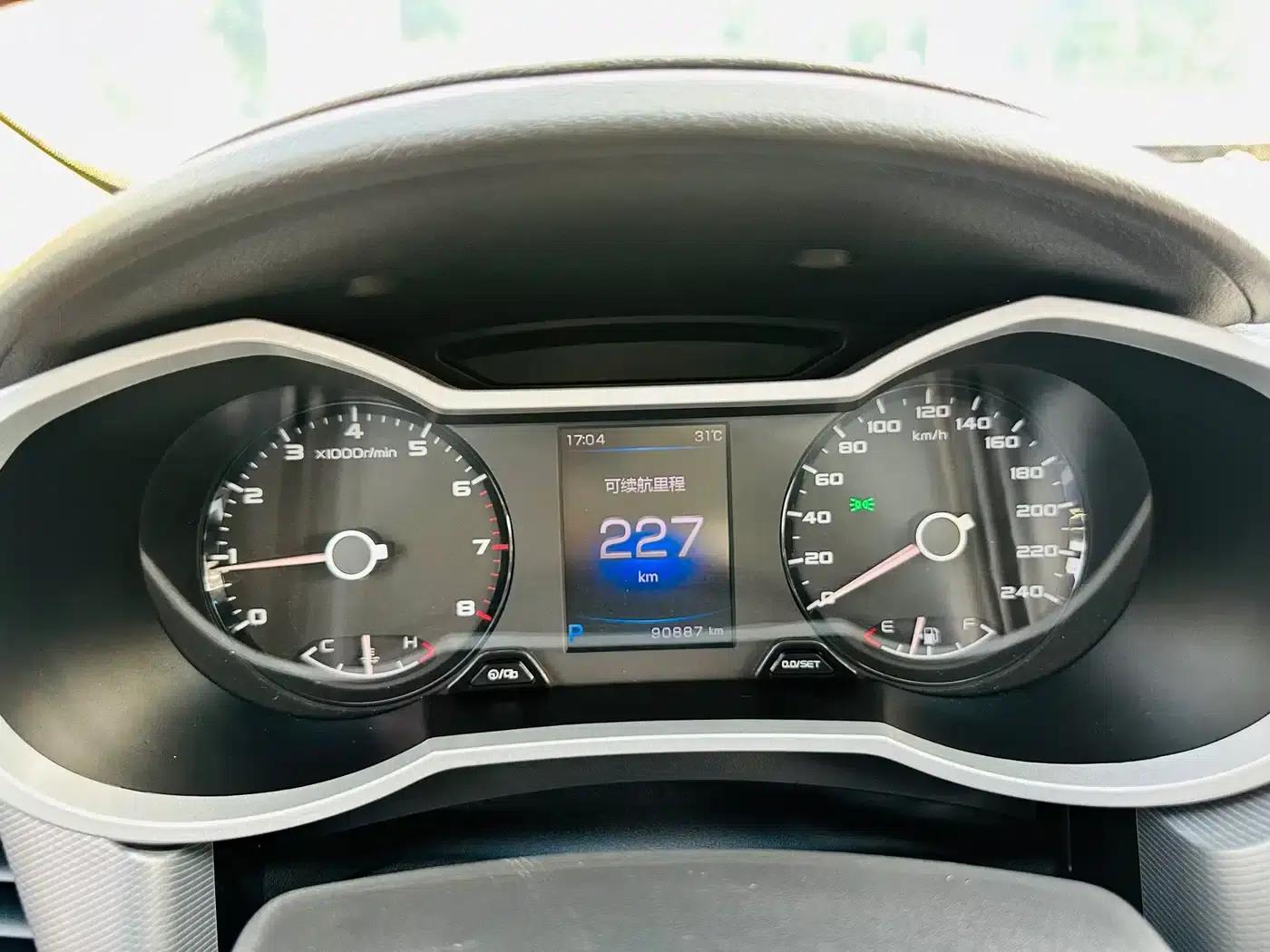Geely Emgrand GL 2018 1.8L DCT Elite Intelligent Connected Edition — миниатюра 16