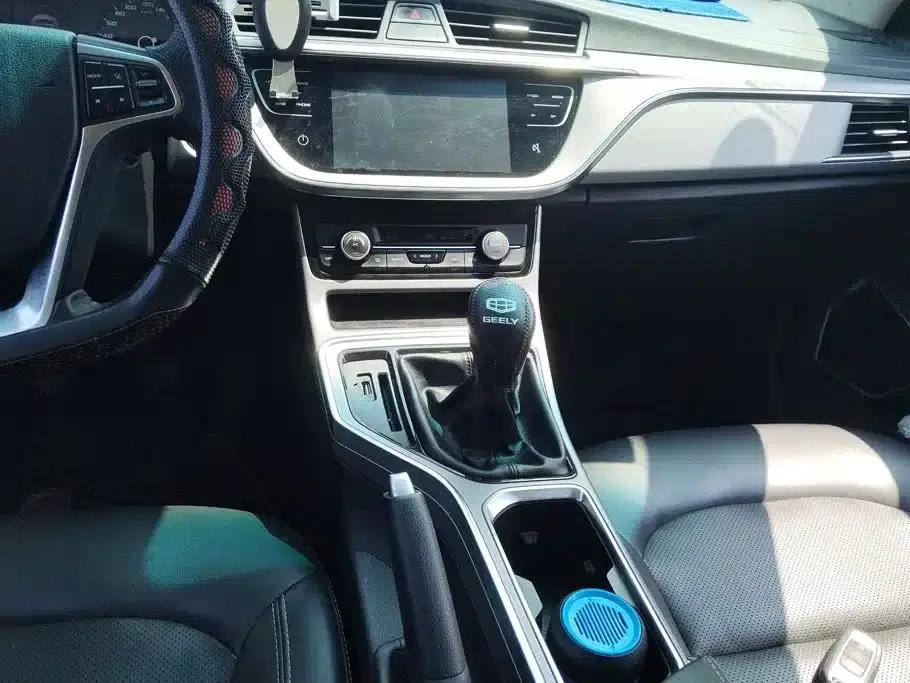 Geely Emgrand GL 2018 1.4T Manual Elite Smart Connect Edition — миниатюра 16