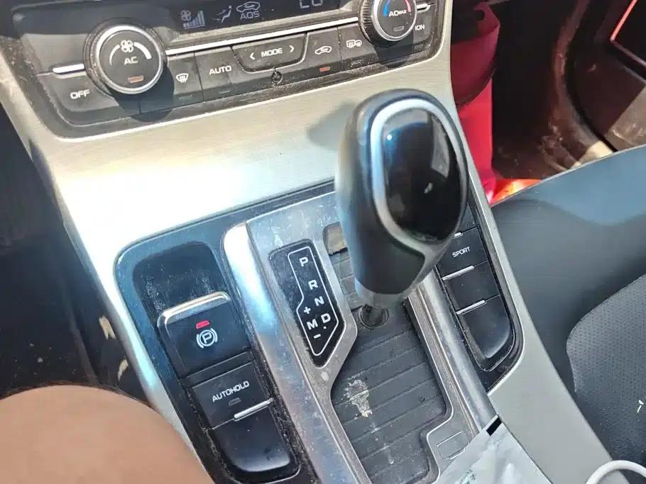 Geely Emgrand GL 2017 1.8L DCT Elite — миниатюра 16