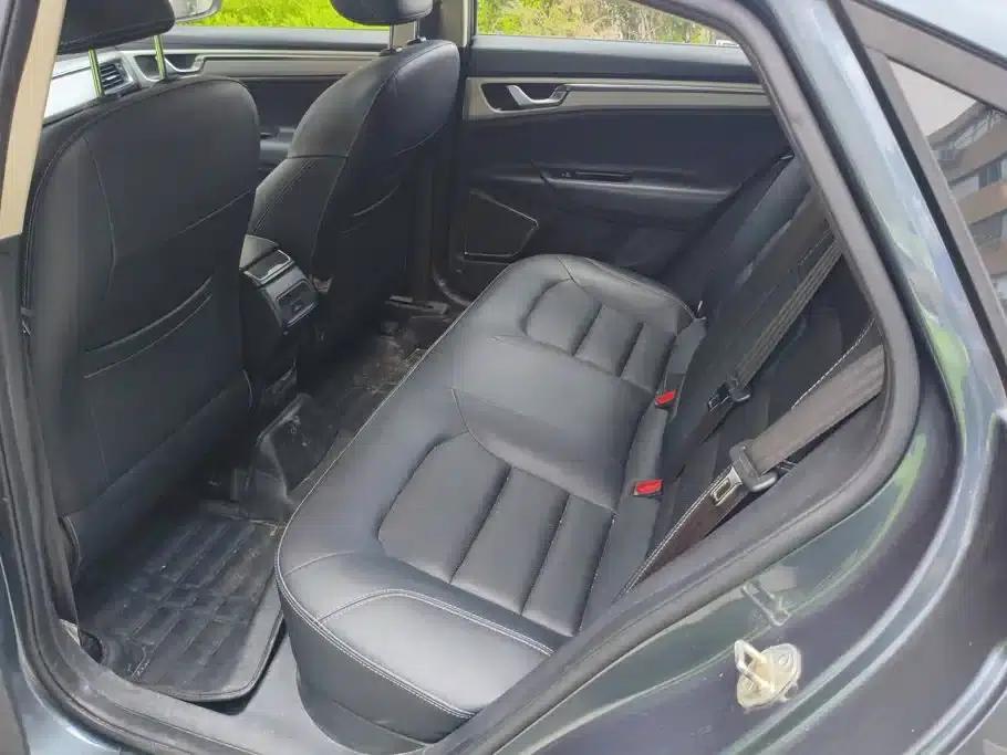 Geely Emgrand GL 2017 1.8L Manual Elite — миниатюра 11