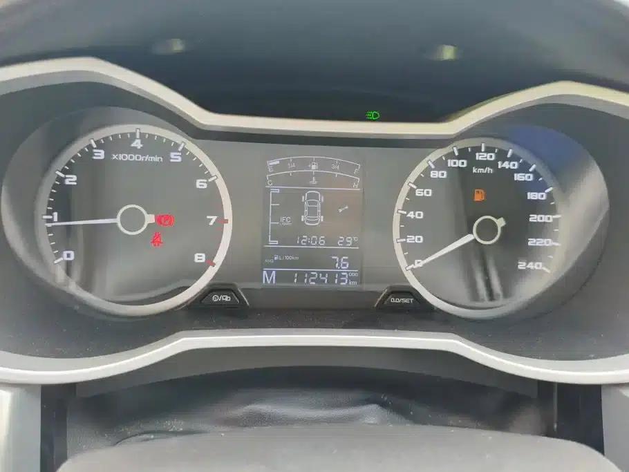 Geely Emgrand GL 2017 1.8L Manual Elite — миниатюра 14