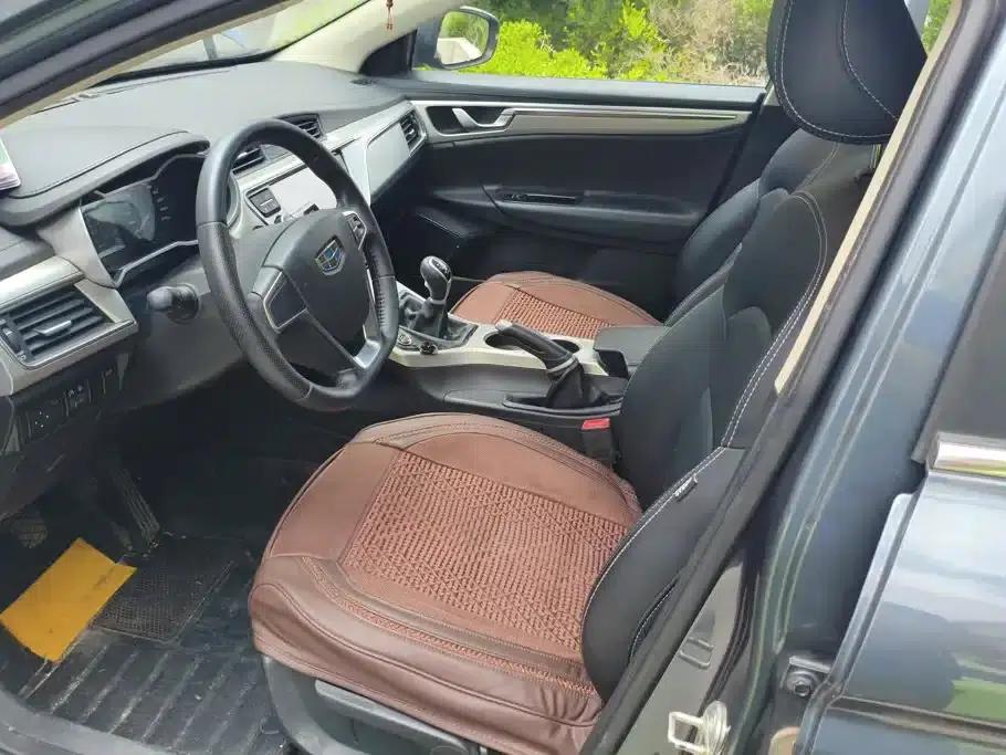 Geely Emgrand GL 2017 1.8L Manual Elite — миниатюра 9