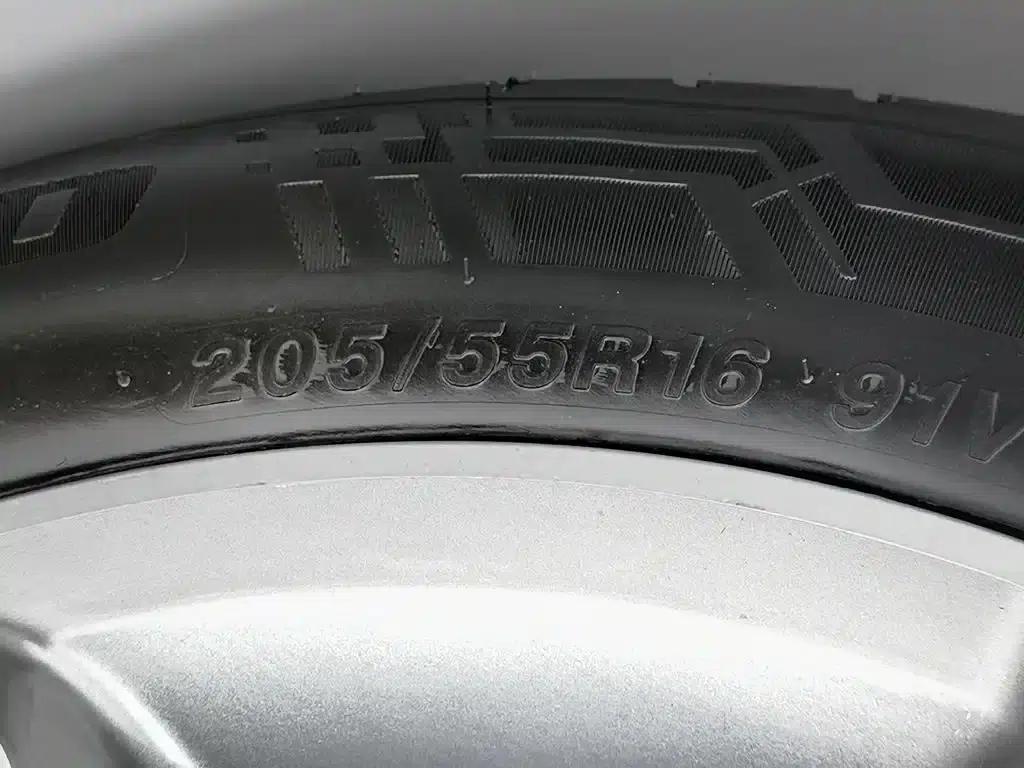 Geely Emgrand GL 2018 1.4T DCT Elite Intelligent Connected Edition — миниатюра 24