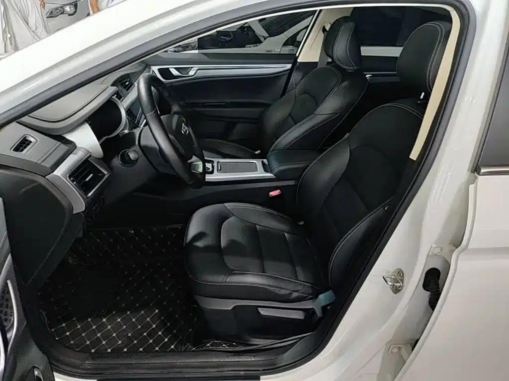 Geely Emgrand GL 2019 1.4T CVT Elite Smart Edition — миниатюра 15