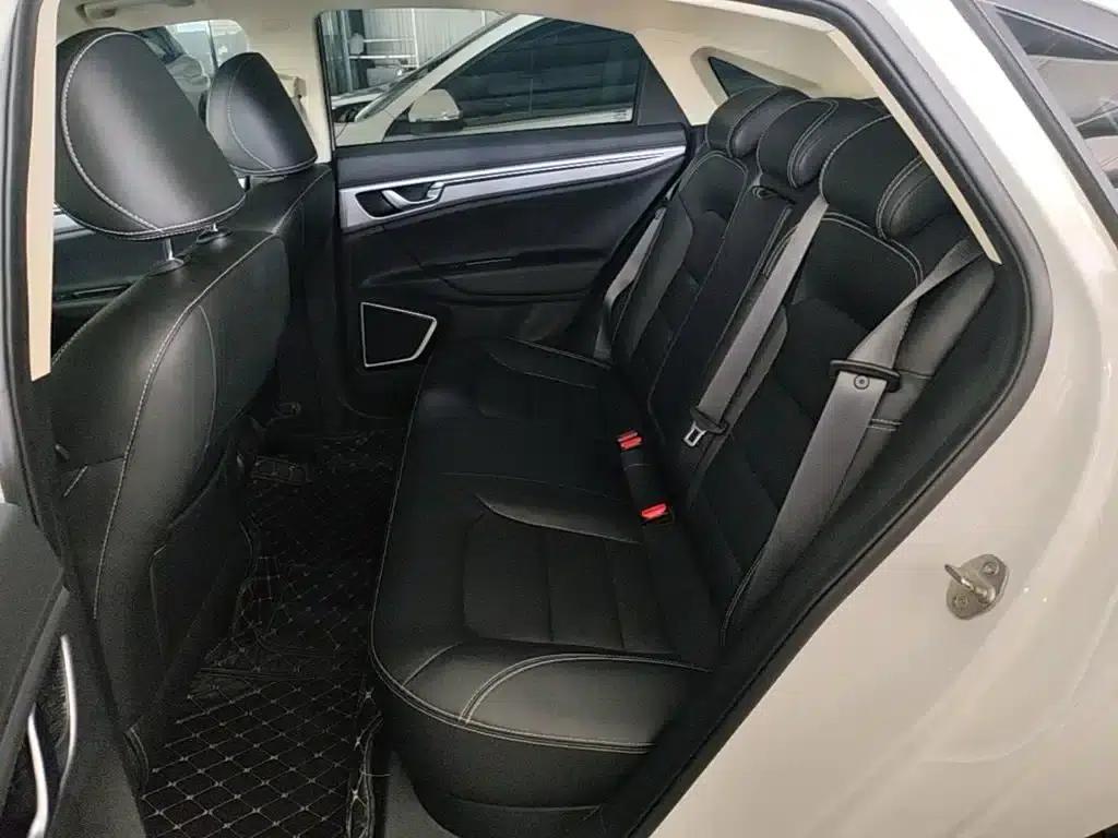 Geely Emgrand GL 2019 1.4T CVT Elite Smart Edition — миниатюра 17