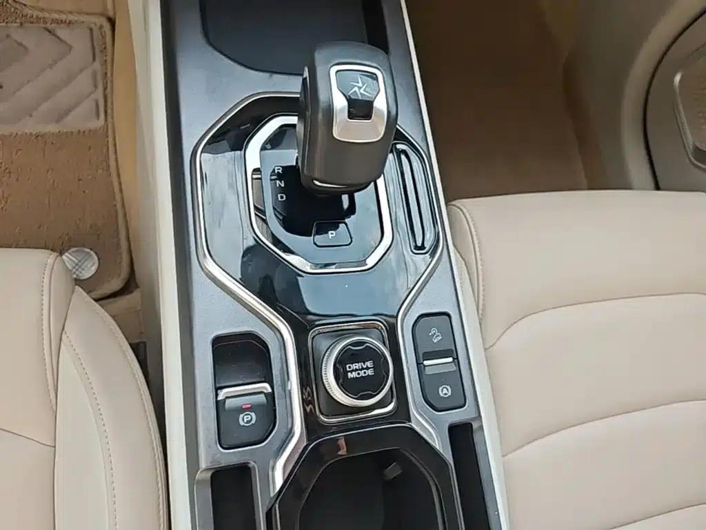 Geely ICON 2023 1.5TD Chocolate Edition — миниатюра 14