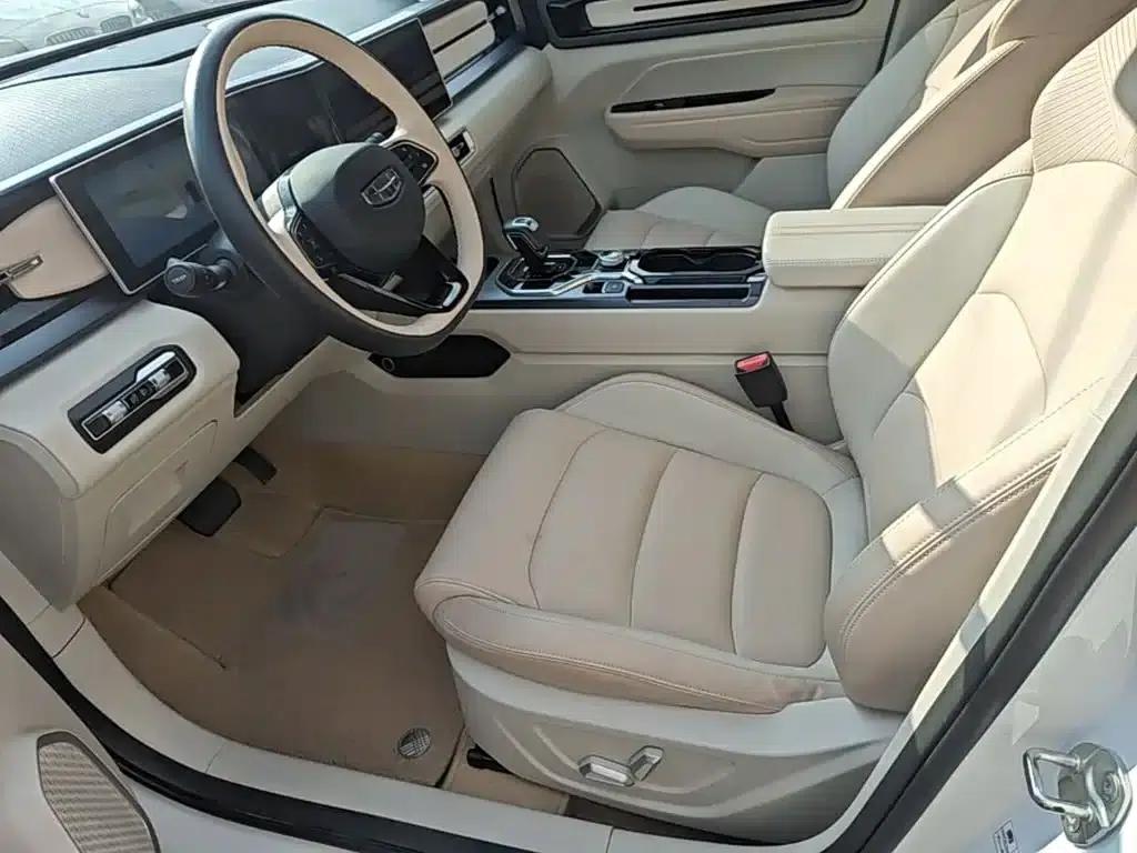 Geely ICON 2023 1.5TD Chocolate Edition — миниатюра 15